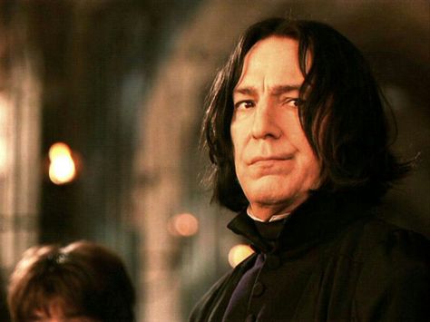 2002 - Alan Rickman as Professor Severus Snape -- screen-cap from "Harry Potter and the Chamber of Secrets." This is after Harry, Hermione and Ron found Mrs. Norris petrified. Severus Snape Romance, Alan Rickman Snape, Film Pics, Professor Severus Snape, Alan Rickman Severus Snape, Snape Harry Potter, Snape Harry, Harry Potter Severus, Harry Potter Severus Snape