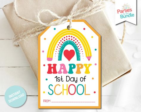 "INSTANT DOWNLOAD! This is a PRINT YOURSELF listing. DIGITAL FILE ONLY. Wish someone special a \"Happy First Day of School\" with our back-to-school gift tag instant download! Perfect for parents, teachers, and students, this charming printable will add a touch of excitement to any gift. Simply download, print, and attach to backpacks, lunch boxes, or school supplies. The vibrant colors and delightful design will bring a smile to anyone's face. Whether it's your little one's first day or a frien Happy 1st Day Of School, Preschool First Day, Happy First Day Of School, Teachers Aide, Back To School Gift, 1st Day Of School, 1st Day, School Gift, Back To School Gifts