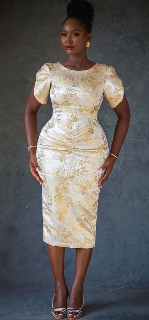 Lace Pencil Dress Outfit Classy, Short Straight Dresses Classy, Gold Ankara Dress African Style, Ankara Brocade Dress Styles, White Damask Dress Styles Nigeria, Brocade Long Dress Styles, Birthday Gowns For Women Nigeria, Damask Gown Styles For Ladies, Ladies Straight Dress