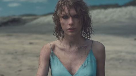 Taylor Swift Outfits Music Videos, Taylor Swift Music Videos Outfits, Taylor Swift Music Videos, 1989 Tour, Soft Grunge Aesthetic, State Of Grace, Taylor Swift Music, Swift Photo, Out Of The Woods