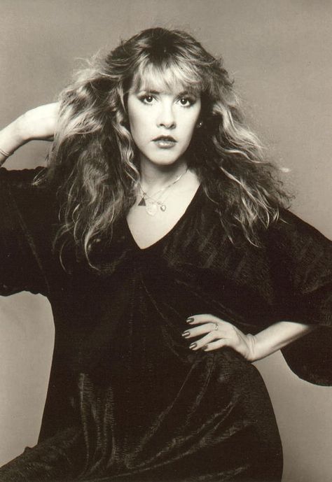 Happy birthday today to Stevie Nicks. Stephanie Lynn Nicks turned 72 on 5/26/2020. Buckingham Nicks, Stevie Nicks Style, Stephanie Lynn, Ancient Queen, Lindsey Buckingham, Stevie Nicks Fleetwood Mac, Lou Doillon, Jane Birkin, Witchy Woman