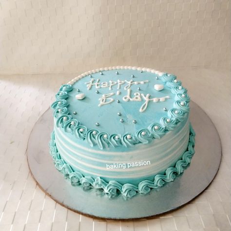 2kg Cake Design, Birthday Cake Design, Elegant Cake, Magic Cake, Gorgeous Wedding Cake, Cake Decorating Designs, Elegant Cakes, Cute Birthday Cakes, Cake Designs Birthday