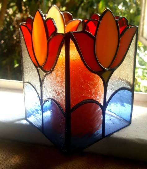 Candles Design Ideas, Aesthetic Effect, Candles Design, Stained Glass Candle Holders, Stained Glass Table, Stained Glass Candles, Stained Glass Gifts, Glass Things, Glass Art Pictures