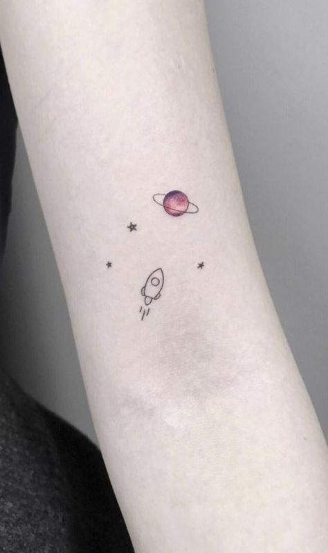 Alien Minimalist Tattoo, Tattoo Ideas Space, Aesthetic Planets, Rocket Ship Tattoo, Unforgettable Tattoo, Mars Tattoo, Adam Tattoo, Spaceship Tattoo, Planet Tattoo