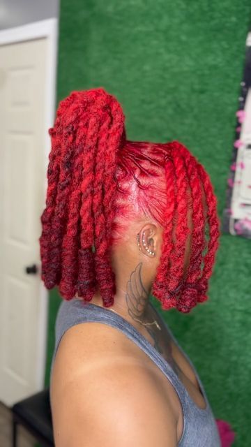 KAY LUXE SOLUTIONS 🌟 MOBILE ONLY on Instagram: "GET YOU A RED HEAD WITH LOCS OF COURSE ❤️‍🔥!  *ROOT TOUCH UP  *BARBIE PONY x FISHTAIL 😍 *& THE HAIR ATE UP.   BOOK YOUR APPOINTMENT TODAY •••••••••••••••••••••••••••••••••••••  🌟LINK IN BIO 🌟  PLEASE THOROUGHLY READ THE HIGHLIGHTS BEFORE BOOKING AND THANK YOU IN ADVANCE 💗  #dclocs #locstylists #locextentions #locmaintanance #exploremore #womanlocs  #locsnotdreads #poppinandlocn #longlocs #locrepairs #loc #dmvloctician #locsstyles #color #virallocs #poppinoff #reattachments #tellafriend #startyourlocjourney #2024 #locs" Soft Loca, Colorful Locs, Color Locs, Barbie Pony, Red Locs, Loc Ideas, Crimson Color, Root Touch Up, Loc Journey