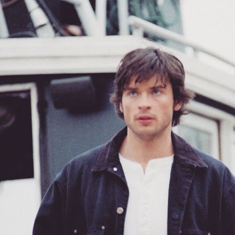 Tom. The Fog Tom Welling The Fog, Tom Welling Smallville, Future Job, Tom Welling, Men's Toms, Ideal Man, Clark Kent, The Fog, Smallville