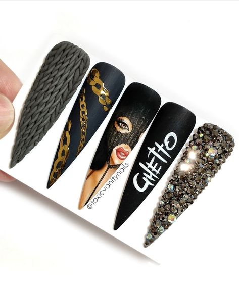 Text Nail Art, Grafitti Nails Street Art, Gangster Nails Designs, Gangsta Nails, Hip Hop Nails, Palm Nails, Horror Nails, Fake Nails Long, Retro Nails