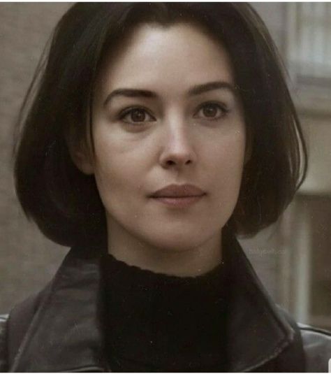 Monica Belluci Malena, Black Bob, Italian Actress, Monica Bellucci, Beauty Icons, Iconic Women, Favorite Celebrities, Beautiful Hair, On Tumblr