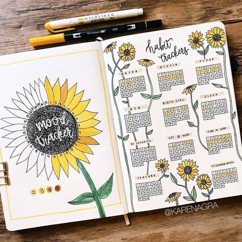 Journal Ideas For July, Bullet Journal August, Bullet Journal Monthly, Bullet Journal Page, Bullet Journal Ideas Templates, Creating A Bullet Journal, Bullet Journal Mood Tracker Ideas, Bullet Journal Tracker, Bullet Journal Ideas