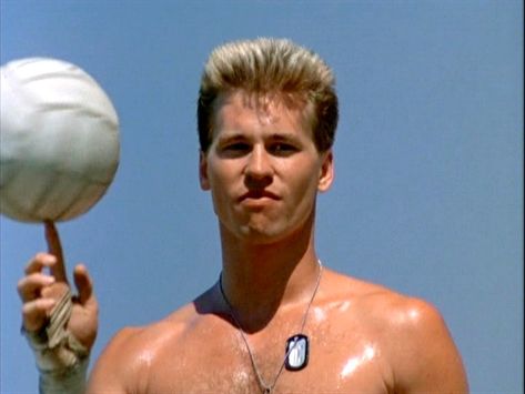 Val Kilmer Native American Actors, Kenny Loggins, Beach Volley, Val Kilmer, Uss Enterprise, We Are The World, Tom Cruise, Film Serie, American Actors