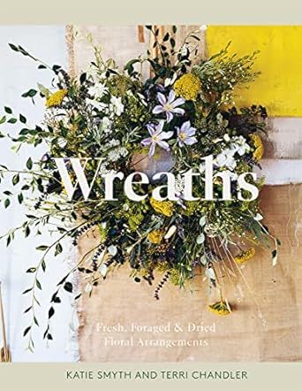 Dried Wreaths, Dried Floral Arrangements, Book Wreath, Dried Wreath, Wreath Frames, Natural Wreath, Flower Business, Flower Meanings, Floral Craft