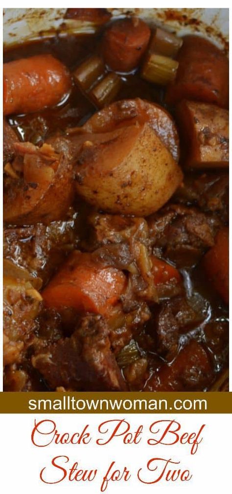 Beef Stew For Two, Stew For Two, Ravioli Lasagne, Small Crockpot Recipes, Crock Pot Beef Stew, Crockpot Recipes For Two, Stew Crockpot, Meat Stew, Small Town Woman