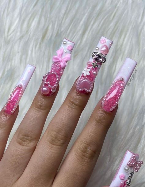 Pink Junk Nails, Nail Art Long Nails, Long Nails Summer, Nails Plain, Gyaru Nails, Nail Designs Bling, Bling Nail Art, Junk Nails, Long Nail Designs