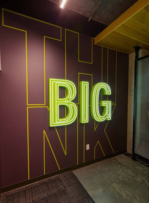 Neon Office Interior Design, Internal Branding Ideas, Wall Installation Design, Office Branding Design, Office Wall Branding, Green Neon Lights, Business Entrance, Corporate Lobby, Wall Branding