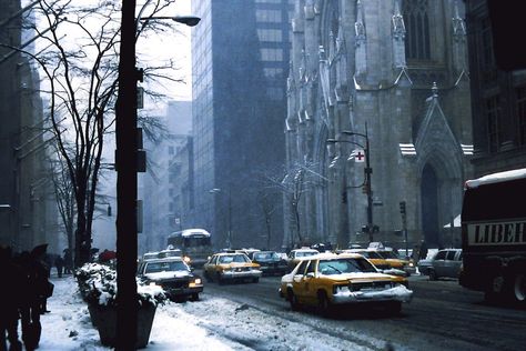 Nyc Nostalgia, Aviation Tattoo, Environment References, Nyc Streets, Visiting New York, Snow Falls, Breathtaking Photography, 80s Aesthetic, Nyc Subway