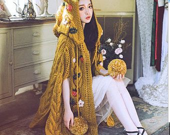 Crochet Capelet, Diy Tricot, Crocheted Shawl, Crochet Gloves Pattern, شال كروشيه, Shawl Sweater, Gloves Pattern, Stil Boho, Sweater Autumn