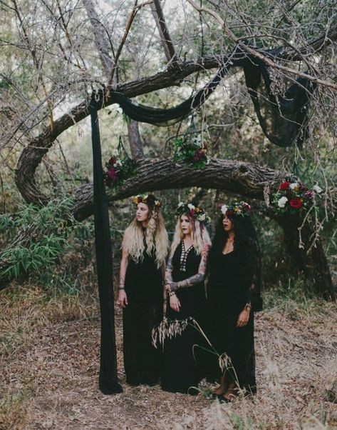 Goth Bachelorette Party, Goth Bachelorette, Victorian Photoshoot, Coven Aesthetic, Classy Halloween Wedding, Gothic Wedding Decorations, Fasting Ideas, Gothic Wedding Cake, Halloween Wedding Dresses