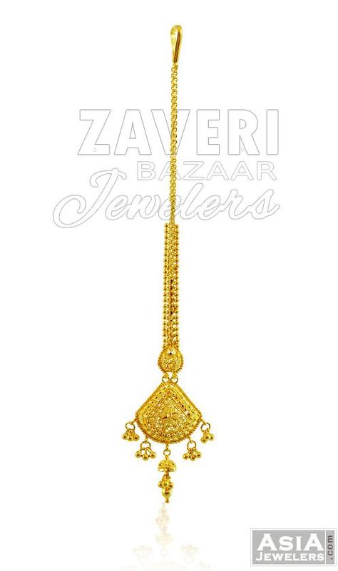 Gold Tikka Designs, Gold Tikka, Tikka Designs, Gold Jewelry Design, Gold Jhumka, Gold Jhumka Earrings, Hindu Rituals, Antique Gold Jewelry Indian, Gold Chain Design