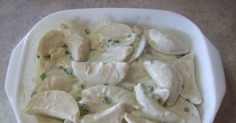 This recipe was developed by my grandmother. It is one of our favourite ways to eat perogies. Ingredients: 24 perogies, cook as directed... Potato Perogies, Christmas Luncheon, Lithuanian Recipes, Sour Cream Sauce, Onion Sauce, Dill Sauce, Ukrainian Recipes, Canadian Food, Sour Cream And Onion