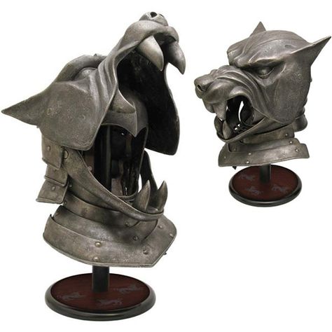 Game of Thrones is full of amazing characters and the Hound is no exception. If you are a fan of Joffrey's pet dog, check out this Game Of Thrones: The Hound's Helm Prop Replica.This is the helm of one of the most vicious warriors in Westeros and even though he abandoned his master and is curren Wolf Helmet, Prop Replicas, Game Of Thrones Costumes, Awesome Toys, Medieval Helmets, Wood Display Stand, The Hound, Replica Prop, Hbo Series