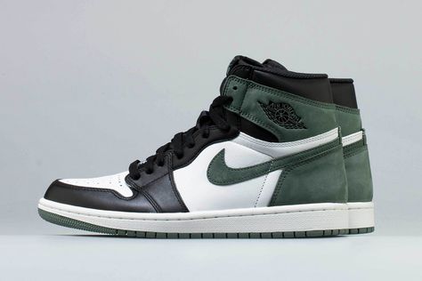 Jordan 1 Clay Green, Jordan 1 Black Toe, Nike Kicks, Jordan Outfits, Fresh Sneakers, Fresh Shoes, Air Jordan 1 Retro High Og, Air Jordan 1 Retro High, Nike Shoes Outlet