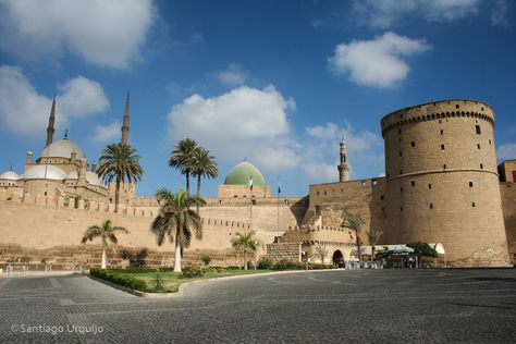 https://flic.kr/p/i1SBnw | 20050820_768 | Cairo Cairo Citadel, Military Museum, King's Landing, Tourist Sites, Egypt History, Royal Residence, Travel Packages, Clock Tower, 14th Century