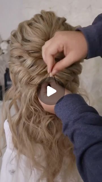 Up Dos For Long Hair Tutorials, Bridesmaid Hair How To Diy, Bridal Hair Ideas Updo, Hairdos For Bridesmaids, Wedding Updo Step By Step, Bridesmaid Hairstyles Updo How To, Homecoming Hair Down Styles, Sideswept Wedding Hair Tutorial, Pulled Back Wedding Hair Half Up