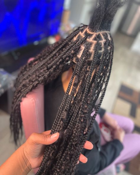 Medium Boho Knotless Braids 🧱🧱 . . . . #nurse #travelingnurse #nurselife #jaxbraids #goddessbraids #knotlessbraids #jaxknotlessbraids #jaxbraider #904braids #duvalbraider Medium Boho Knotless Braids, Hair Routines, Braids, Hair Styles, Hair