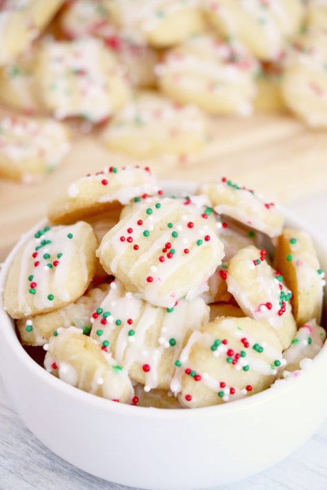 Christmas Cookies Sugar Cookie, Christmas Cookies Sugar, Sugar Cookie Bites, Wishes And Dishes, Swig Sugar Cookies, Favorite Christmas Desserts, Best Sugar Cookie, Christmas Sugar Cookie, Cookie Bites