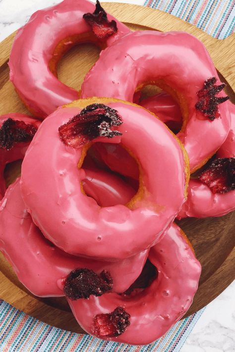 Easy Hibiscus-Glazed Doughnuts - The Other Side of the Tortilla Hibiscus Baked Goods, Candied Hibiscus Flower, Hibiscus Dessert, Hibiscus Cupcakes, Roselle Recipes, Hibiscus Roselle, Hibiscus Recipes, Hibiscus Recipe, Tropical Desserts