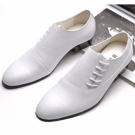 Shoes For Men Grooms Shoes, Black Groom, Black Wedding Shoes, Fashion Bride, Men's Wedding Shoes, White Dress Shoes, Gentleman Shoes, Nike Model, White Wedding Shoes