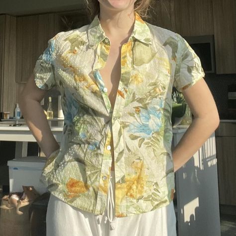 vintage button up Hawaiian shirt #hawaiian #floral... - Depop Hawaiian Shirt Outfit, Floral Button Up Shirt, Vintage Hawaiian Shirts, Hawaiian Outfit, Floral Button Up, Vintage Hawaiian, Model Fits, Vintage Button, Shirt Button