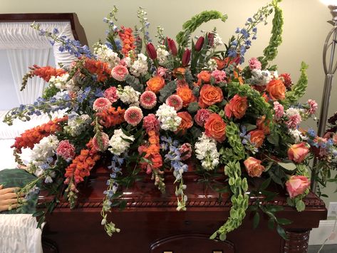 Sympathy Floral Arrangements, Tombstone Flowers, Memorial Service Decorations, Sympathy Floral, Casket Spray, Casket Flowers, Gravesite Decorations, Coral Colors, Sympathy Arrangements