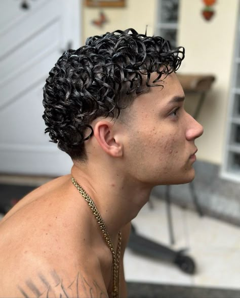 Brazil Hairstyle, Cornrow Braids Men, Ronaldo Portugal, Cristiano Ronaldo Portugal, Braids Men, Cornrow Braids, Patrick Bateman, Mens Braids Hairstyles, Mens Braids