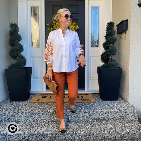 Burnt orange pants and white shirt with orange embroidered sleeves🧡 Burnt Orange Pants Outfit, Burnt Orange Pants, Orange Pants Outfit, White Embroidered Shirt, Fall Colours, Orange Pants, Womens Casual, Womens Casual Outfits, Style Tips