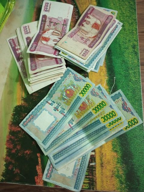 Money 🤑💲 Myanmar Money Photo, Myanmar Money, Manifest Wallpaper, Boyfriend Prank, Video Call With Boyfriend Prank, Money Photo, Self Registration, Quotes Tiktok, Facebook Cover Photos Love