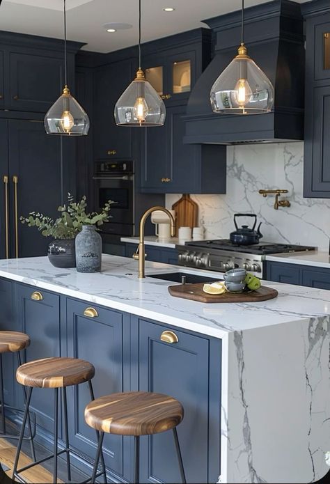 Light Grey Countertops, Dark Blue Kitchen Cabinets, Blue Home Decor Ideas, Dark Blue Kitchen, Island Marble, Modern Boho Kitchen, Blue Kitchen Ideas, Dark Blue Kitchens, Blue Kitchen Designs