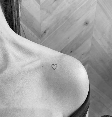 lily + atlas |it starts with us by colleen hoover Tiny Heart Tattoo Shoulder, Heart Tattoo Collar Bone, Heart Tattoo On Collar Bone, Collarbone Heart Tattoo, Minimal Heart Tattoo, Lily Atlas, Open Heart Tattoo, Two Hearts Tattoo, It Starts With Us