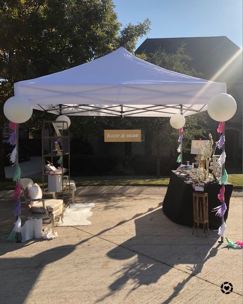 Sweet Sixteen Party Ideas Tent, Decorate Pop Up Tent For Party, Popup Tent Decoration, Halloween Pop Up Tent Decorations, Pop Up Tent Decorating Ideas, Canopy Decorations Outdoor Party, Canopy Tent Decorations, Pop Up Canopy Decorating Ideas, Craft Show Table