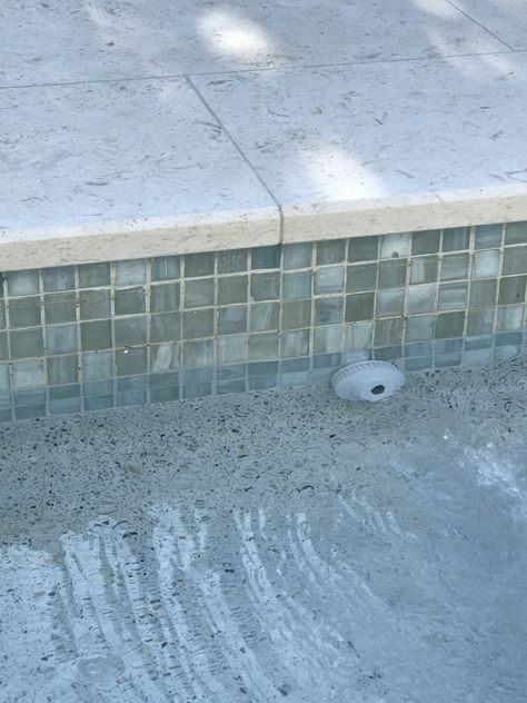 Luv Tile Pool, Light Pool Tile, Pool Trim Tile, Pebblecrete Pool, Pool Tile Waterline Modern, White Pool Tile Waterline, Pool Waterline Tile Ideas, Modern Pool Tile Ideas, Pool Coping And Tile