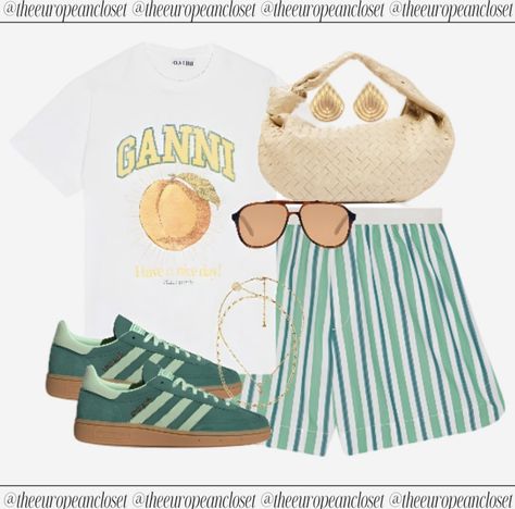 Delicate Layered Necklace, Beige Shoulder Bag, Gold Teardrop Earrings, Adidas Handball Spezial, Adidas Handball, Green Adidas, Casual Outfit Inspiration, Bear Outfits, Stylish Sunglasses