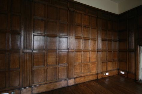 17th Century Oak Panneling in Kent - After Restoration Nell Gwynn, Oak Panelling, Tudor Decor, Panel Walls, Wood Panelling, Wooden Panelling, Wooden Wall Panels, Oak Panels, Wooden Floors