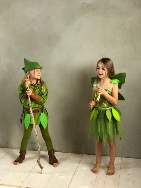 Peter Pan Kostüm, Peter Pan Hat, Leaf Belt, Tinkerbell Costume, Peter Pan Costume, Dino Costume, Hat With Feather, Tinker Bell Costume, Peter Pan And Tinkerbell