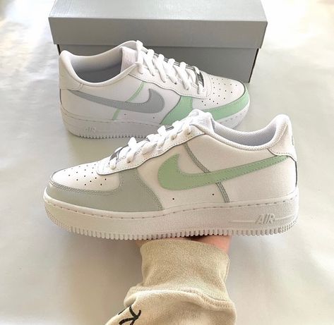 Hand Painted Air Force 1, Nike Dunk High Women, Painted Air Force 1, Nike Website, White Air Forces, Custom Af1, Nike Air Force 1s, Nike Shoes Girls, Blue Air