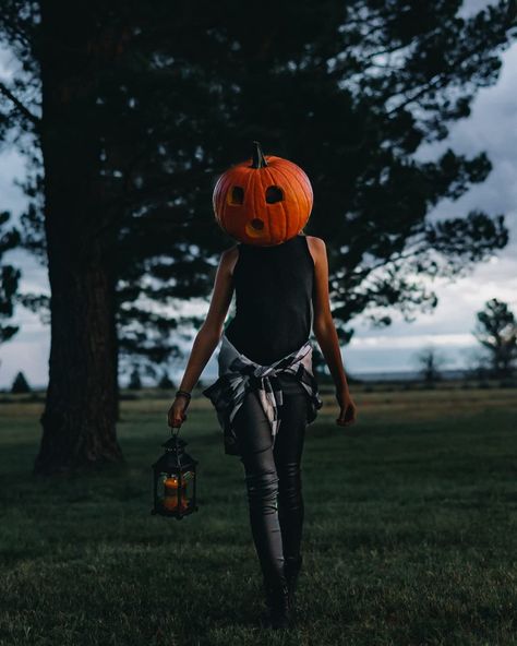 Pumpkin Shoot, Pumpkin Photoshoot, Pumpkin Head Photoshoot, Spooky Photoshoot, Head Photography, Head Photoshoot, Tumblr Photoshoot, Spooky Photos, 80s Halloween