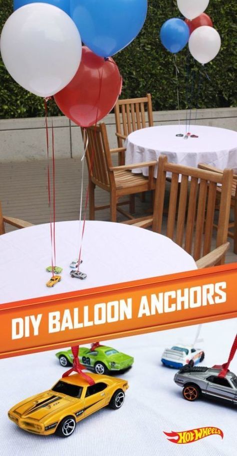 Balloon and Car Decor Idea Auto Party, Hotwheels Birthday Party, Transportation Birthday, Hot Wheels Party, Hot Wheels Birthday, Disney Cars Birthday, Car Themed Parties, Car Birthday Theme, Race Car Birthday Party