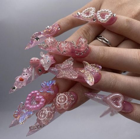 Stiletto Junk Nails, Decora Nails, Europe Nails, Prom Aesthetic, Y2k Nail, Junk Nails, Nails Y2k, Nail Board, Mail Ideas