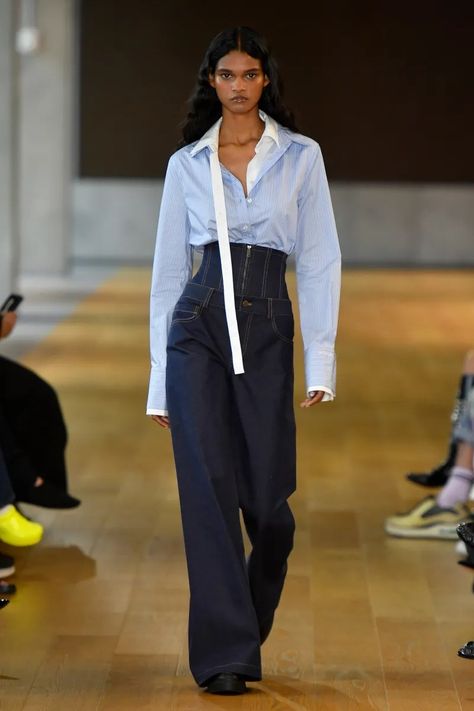 Ss25 Runway, Runway Outfits, Spring 2025, Work Chic, Runway Trends, Denim Trends, Fashion Show Collection, New York Fashion Week, New York Fashion