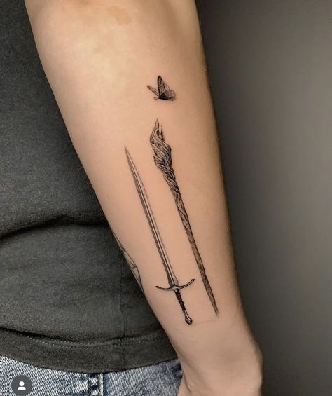 Gandalf Hobbit, Gandalf Tattoo, Hobbit Tattoo, Tolkien Tattoo, Body Armor Tattoo, Lotr Tattoo, Barcelona Tattoo, Lord Of The Rings Tattoo, Power Tattoo