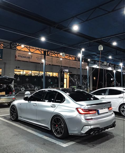 Notion Banner, Bmw 340i, Bmw G20, German Beauty, Cars Brand, Stance Cars, Dream Cars Jeep, Jaguar Car, Street Racing Cars